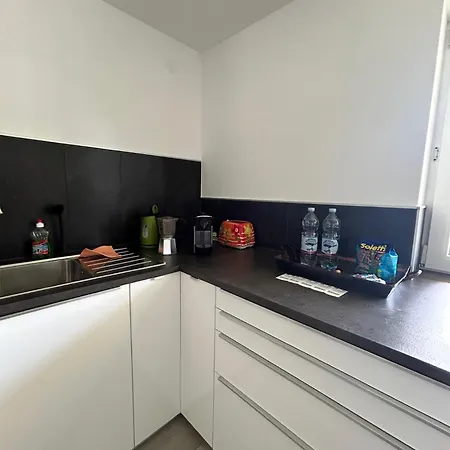 Mit Garten Und Panoramablick In * Інсбрук