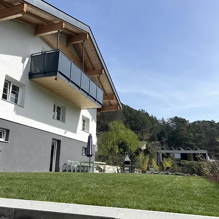 Mit Garten Und Panoramablick In Apartment *