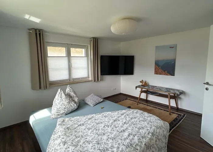 Mit Garten Und Panoramablick In * Innsbruck